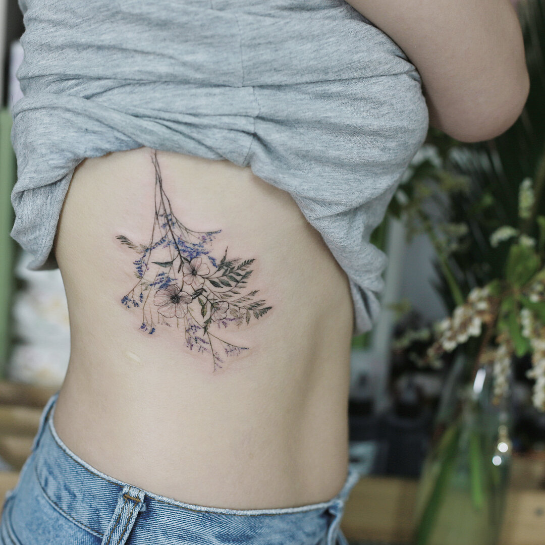 Hình xăm hoa dây ở vai nữ  Hình xăm Xăm Mini tattoos