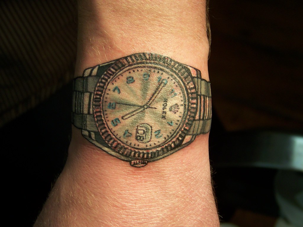 Hình xăm đồng hồ Rolex ở cổ tay đẹp