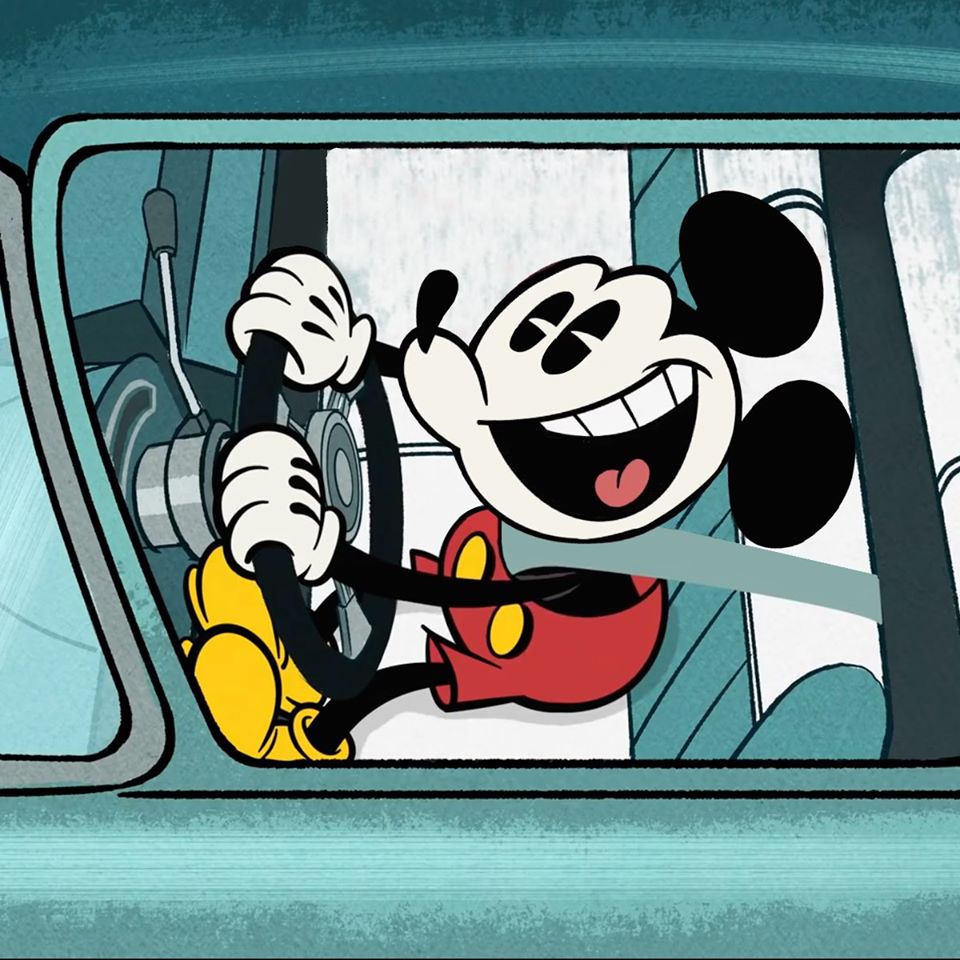 Chuột Mickey lái xe