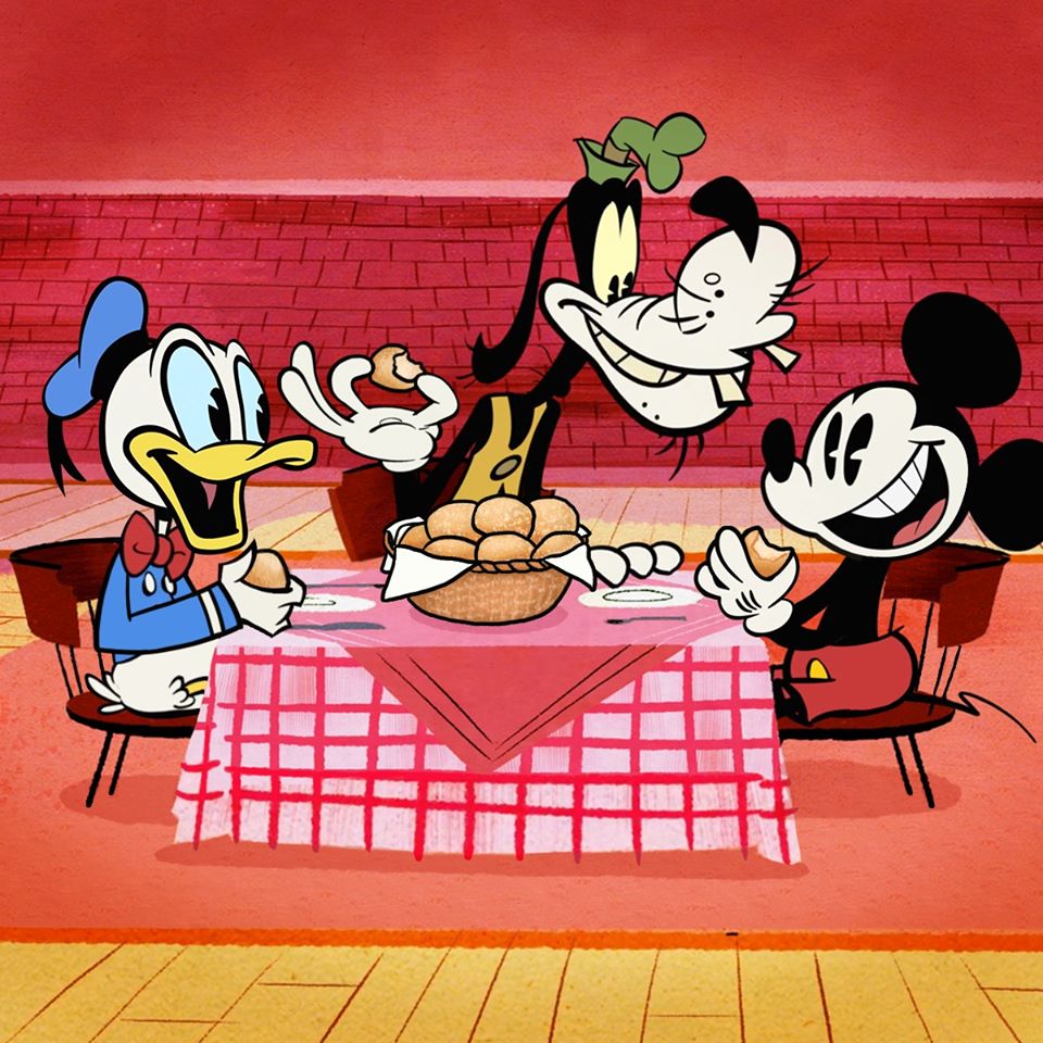 Chuột Mickey và hai người bạn thân cùng ăn tiệc picnic