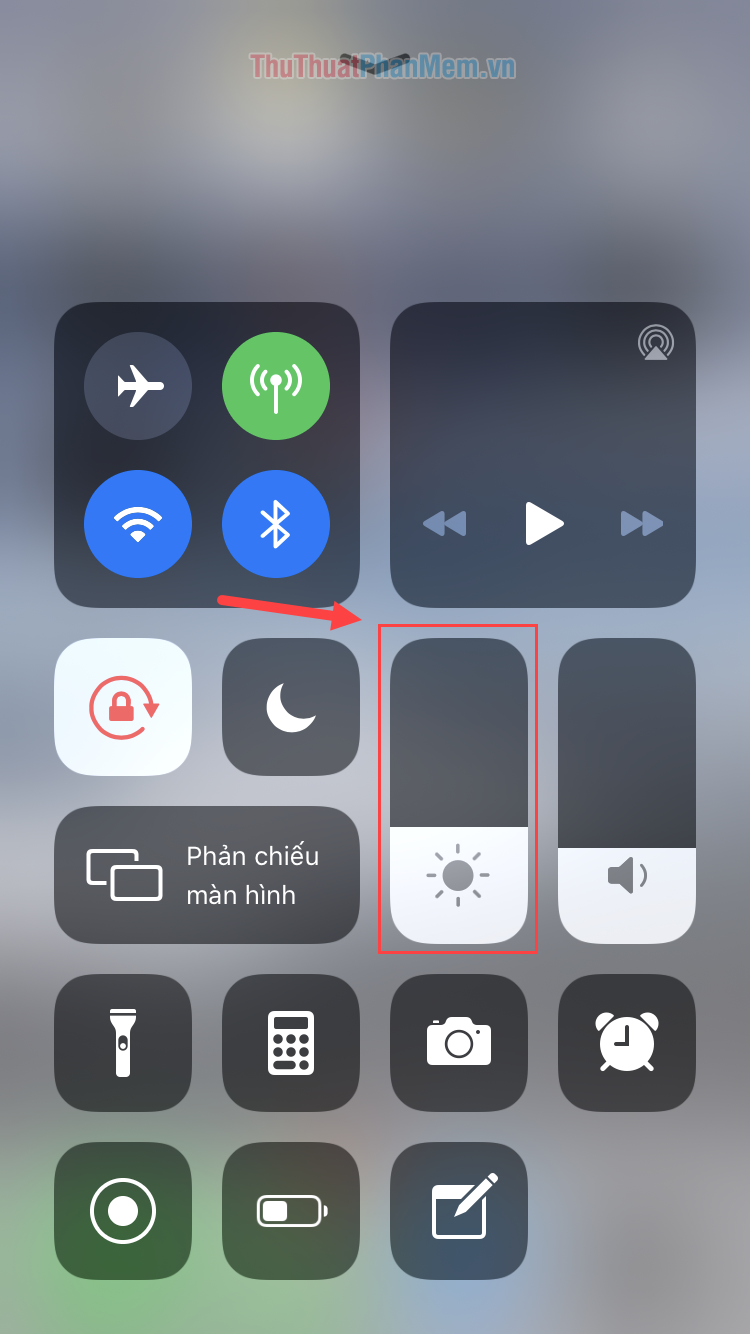Cách bật tắt tính năng tự động điều chỉnh độ sáng màn hình trên iPhone