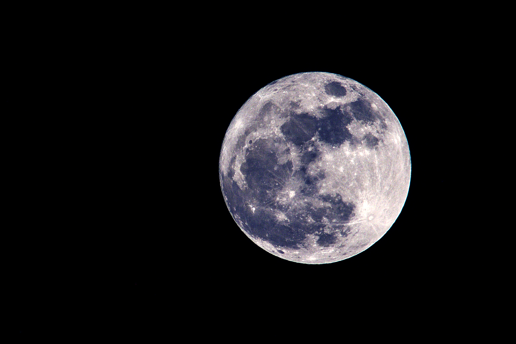 Cận cảnh siêu trăng bằng kính hiển vi cực đẹp