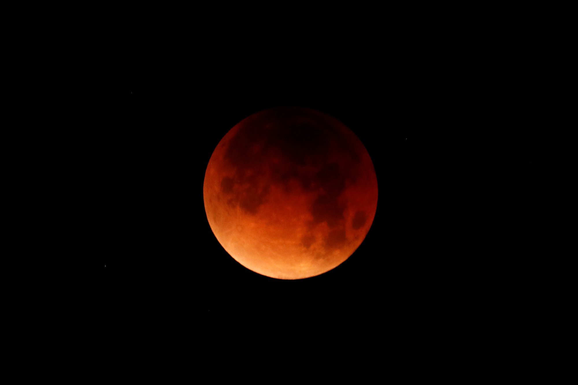 Hình ảnh siêu trăng đỏ máu cực đẹp mắt