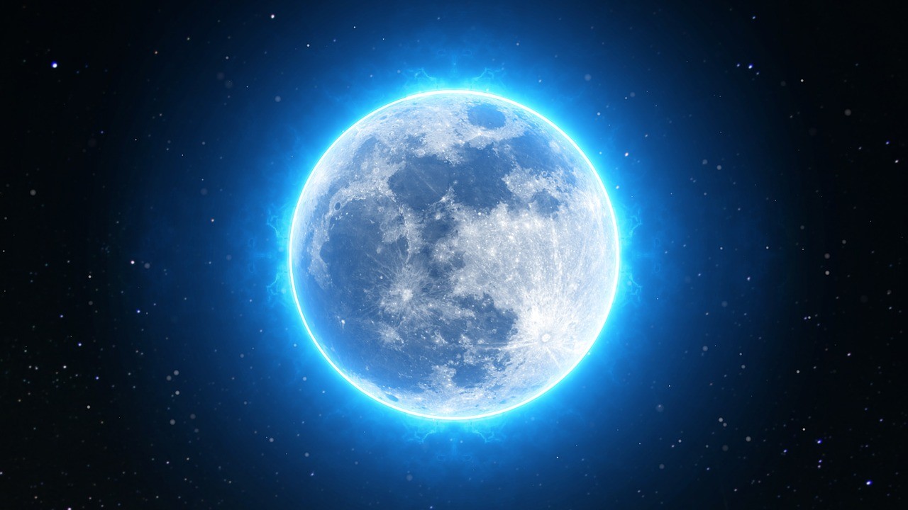 Siêu trăng xanh trông vô cùng huyền bí