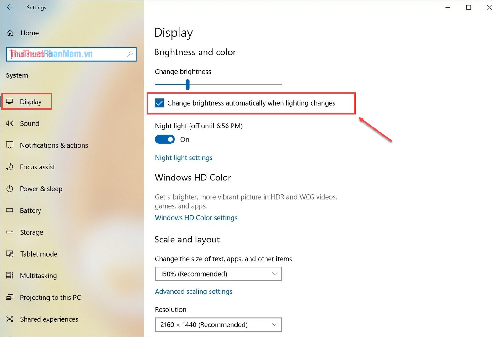 Cách bật, tắt tính năng tự điều chỉnh độ sáng màn hình trên Windows 10