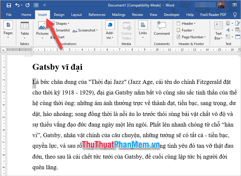 Mở ribbon Insert trên thanh công cụ