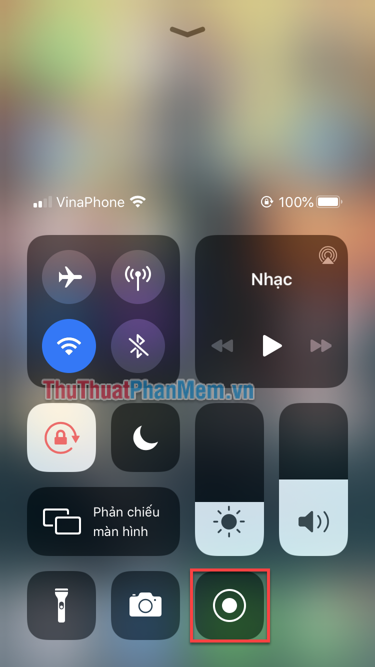 Cách ghi lại màn hình với âm thanh ngoài trên iOS
