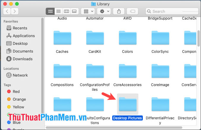 Thư mục Desktop Pictures hiện lên trong thư mục Library