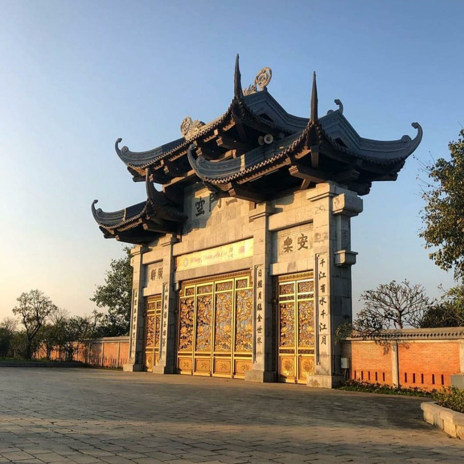 Hình ảnh cổng chùa Bái Đính đẹp