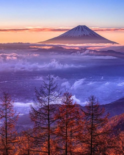 Hình ảnh núi Phú Sĩ đẹp và mờ ảo