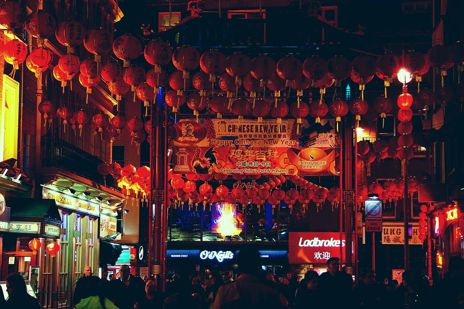 Ảnh năm mới ở Trung Quốc lúc về đêm
