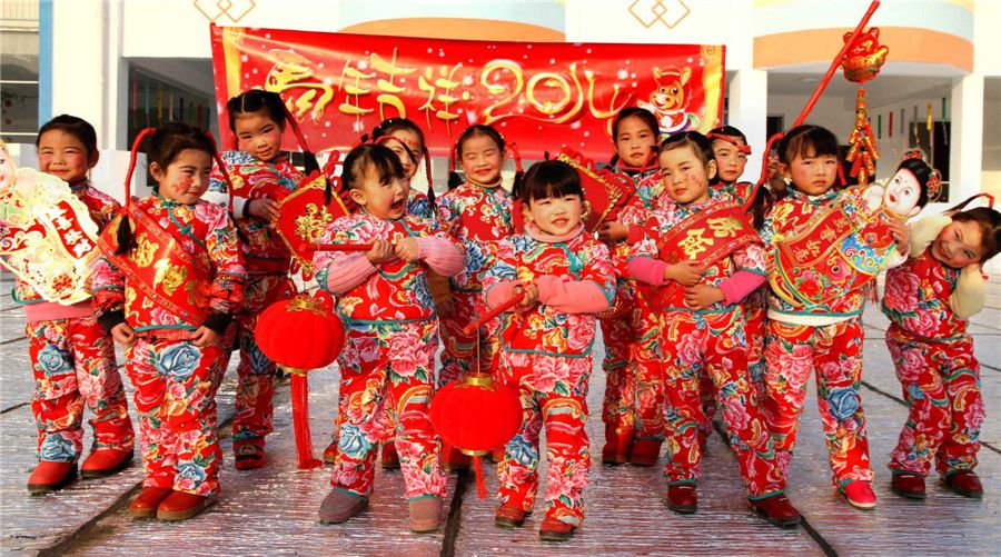 Hình ảnh trẻ em Trung Quốc trong những ngày đầu năm