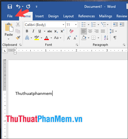 Mở Word lên và click vào menu File